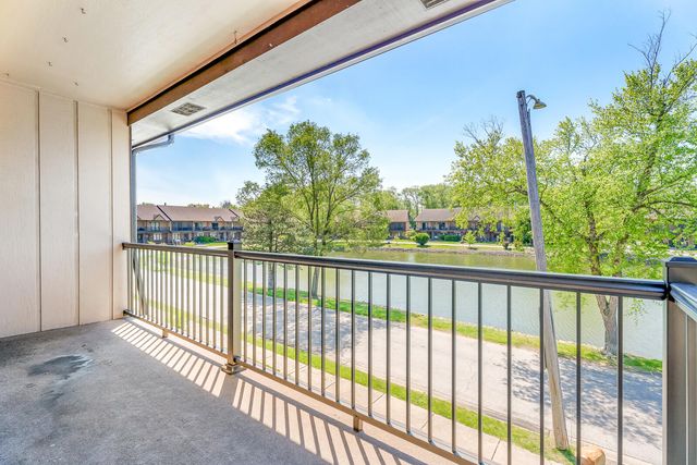 932 Jordan Circle, Schererville, IN 46375