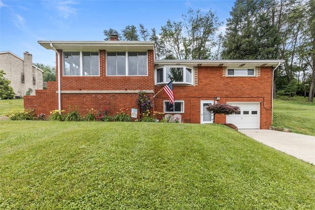 804 Redwood Drive, Cecil, PA 15057