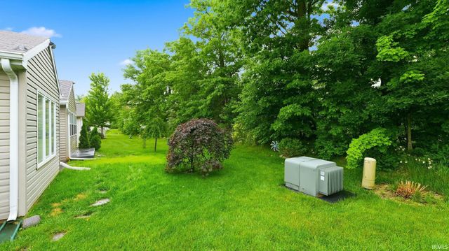 7616 Bowlander Way, Fort Wayne, IN 46835