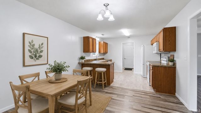 7616 Bowlander Way, Fort Wayne, IN 46835