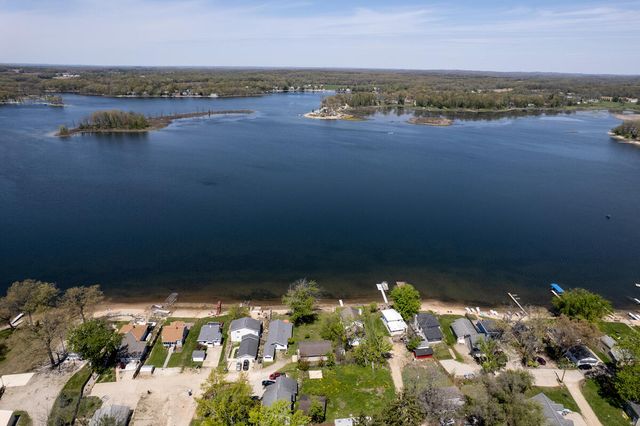 11334 E Shore Drive, Delton, MI 49046