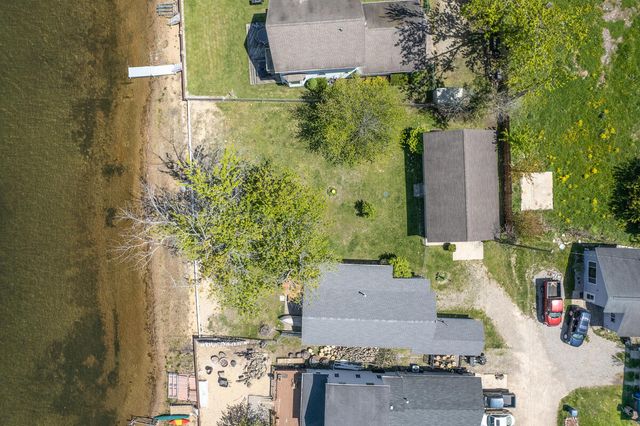 11334 E Shore Drive, Delton, MI 49046