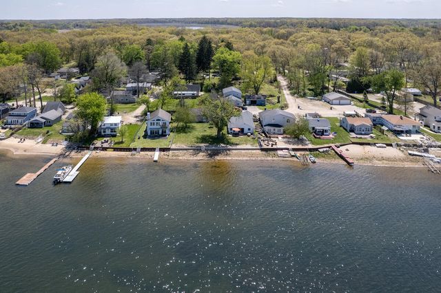 11334 E Shore Drive, Delton, MI 49046