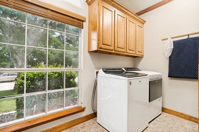 430 Valley View Court, Aledo, TX 76008