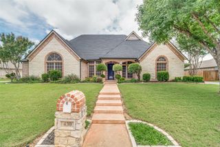 430 Valley View Court, Aledo, TX 76008
