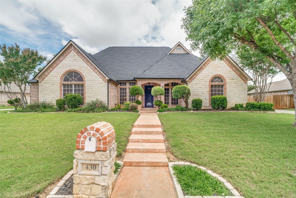 430 Valley View Court, Aledo, TX 76008