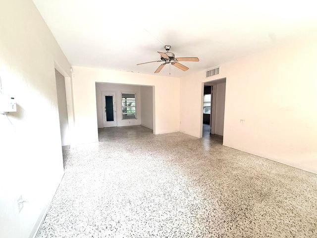 1106 NE 18th Avenue, Fort Lauderdale, FL 33304