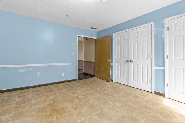 1703 S LAUREL Drive, Marion, IN 46953