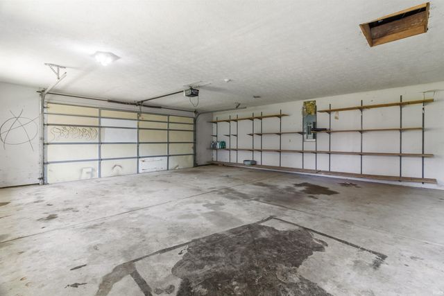 1703 S LAUREL Drive, Marion, IN 46953