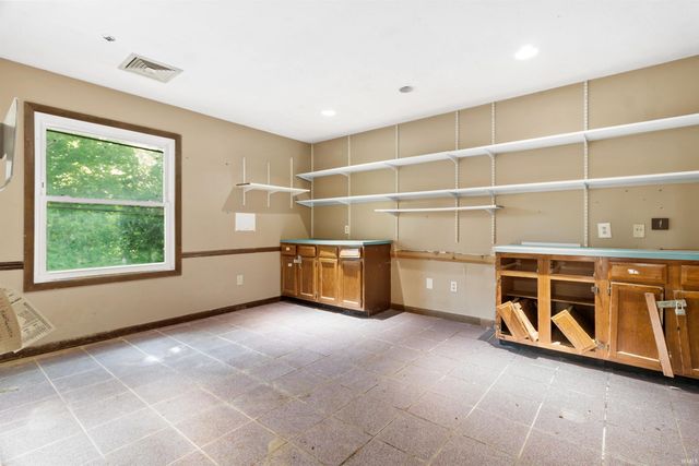 1703 S LAUREL Drive, Marion, IN 46953