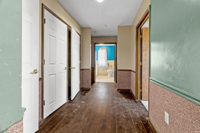 1703 S LAUREL Drive, Marion, IN 46953