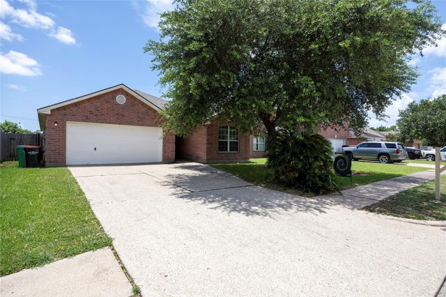 3918 Ridge Canyon Road, Baytown, TX 77521