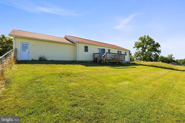 726 S BALTIMORE ST, Dillsburg, PA 17019
