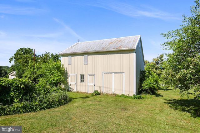 726 S BALTIMORE ST, Dillsburg, PA 17019