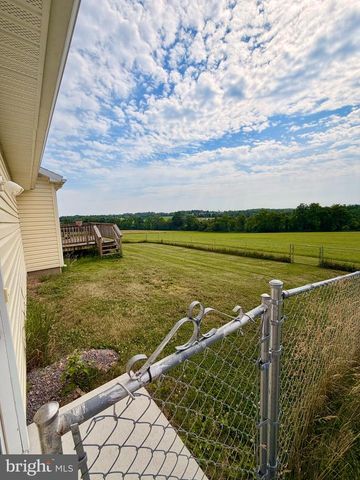 726 S BALTIMORE ST, Dillsburg, PA 17019