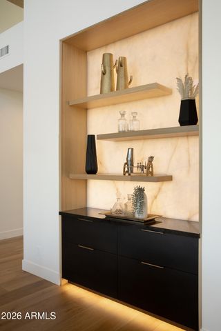 10905 E OBERLIN Way, Scottsdale, AZ 85262