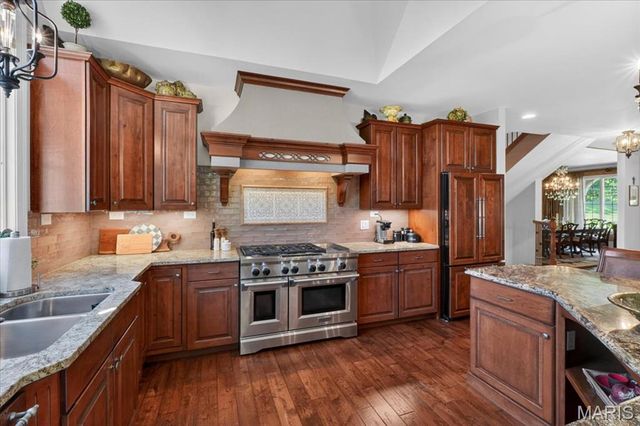 16925 Todd Evan Trail Road, Chesterfield, MO 63005