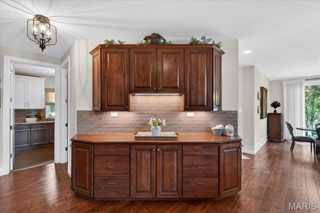 16925 Todd Evan Trail Road, Chesterfield, MO 63005