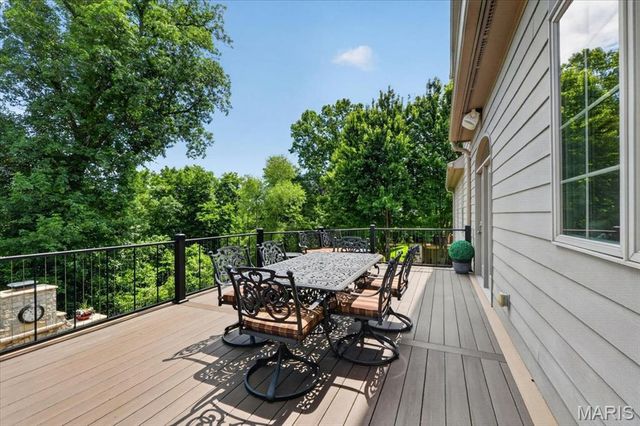 16925 Todd Evan Trail Road, Chesterfield, MO 63005