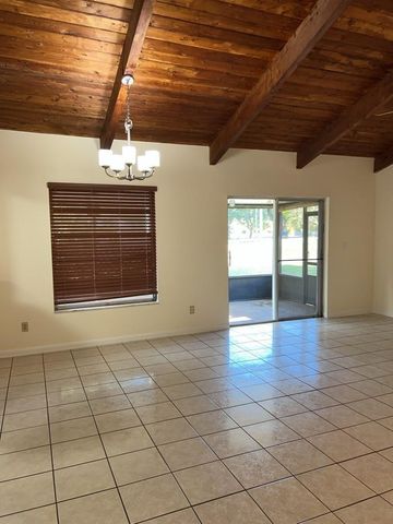 2277 Nova Village Dr, Davie, FL 33317