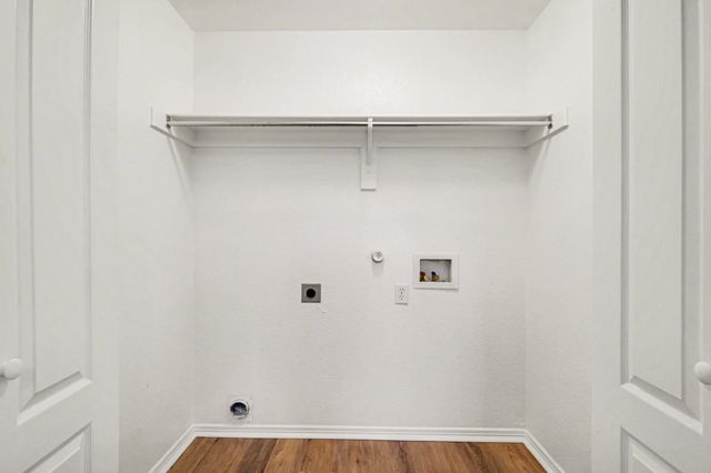 1053 Liberty Circle, Hurst, TX 76053