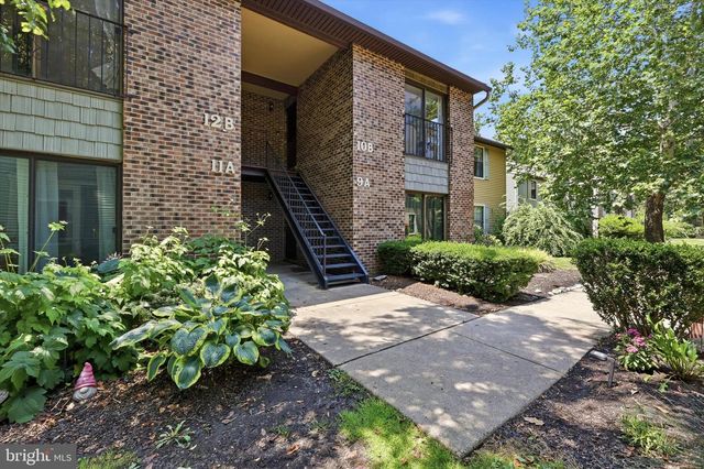 10-B W BLUEBELL LN, Mount Laurel, NJ 08054