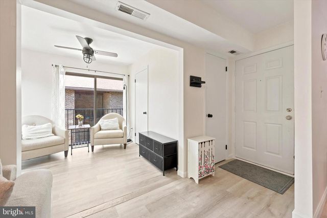 10-B W BLUEBELL LN, Mount Laurel, NJ 08054
