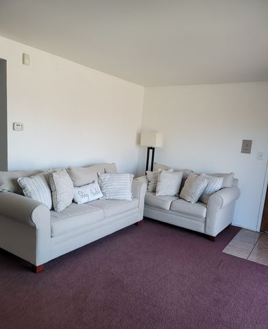 1889 Michigan City Road 3E, Calumet City, IL 60409