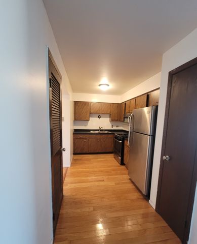 1889 Michigan City Road 3E, Calumet City, IL 60409