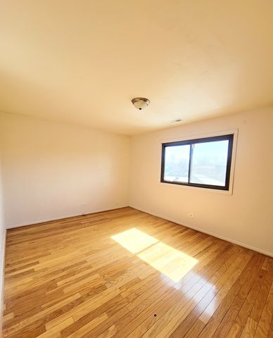 1889 Michigan City Road 3E, Calumet City, IL 60409