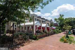 305 C ST NE #104, Washington, DC 20002
