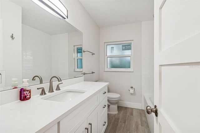 300 VENETIAN DRIVE 2, Clearwater, FL 33755