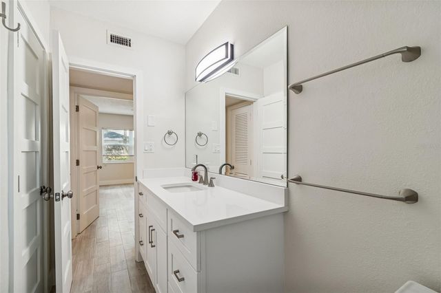 300 VENETIAN DRIVE 2, Clearwater, FL 33755