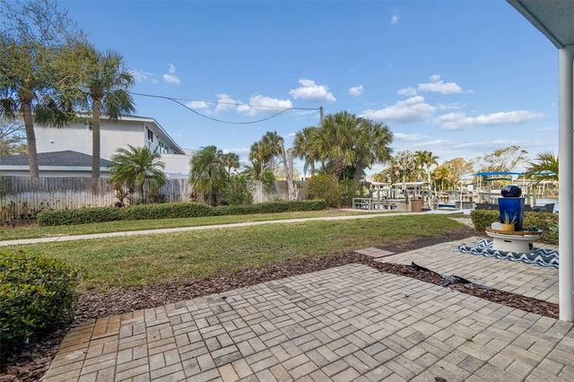 300 VENETIAN DRIVE 2, Clearwater, FL 33755