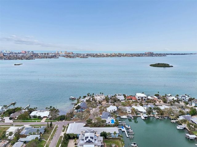 300 VENETIAN DRIVE 2, Clearwater, FL 33755