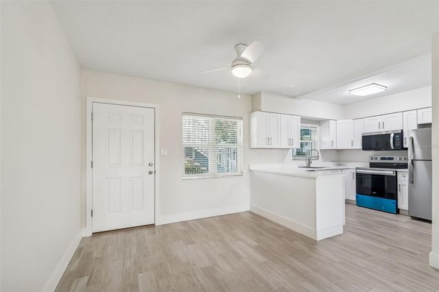 300 VENETIAN DRIVE 2, Clearwater, FL 33755