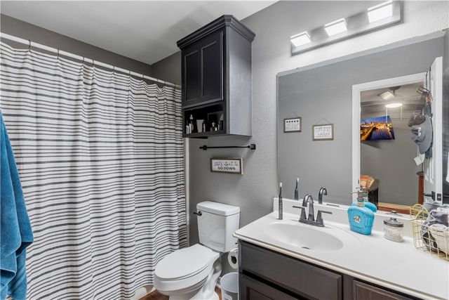 3766 Oldenburg Lane, College Station, TX 77845