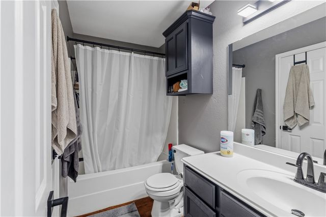 3766 Oldenburg Lane, College Station, TX 77845