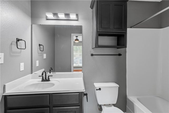 3766 Oldenburg Lane, College Station, TX 77845