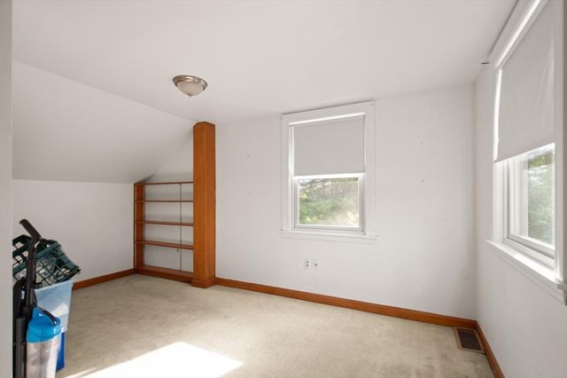 4 Strout Ave, Lynnfield, MA 01940