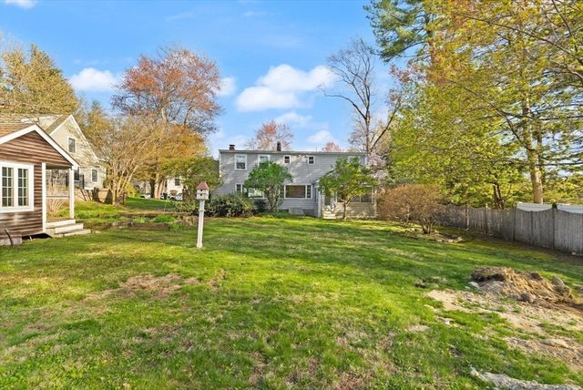 4 Strout Ave, Lynnfield, MA 01940