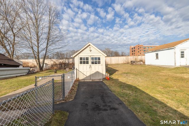 282 Stanley Street, New Britain, CT 06051