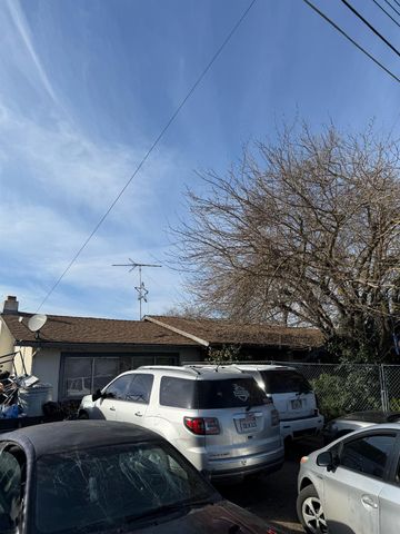 7205 Chesney Way, Rio Linda, CA 95673