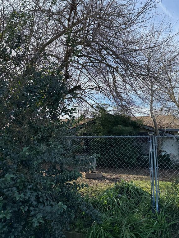 7205 Chesney Way, Rio Linda, CA 95673