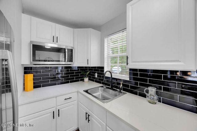 7335 PROXIMA Road, Jacksonville, FL 32210
