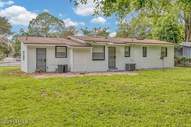 7335 PROXIMA Road, Jacksonville, FL 32210