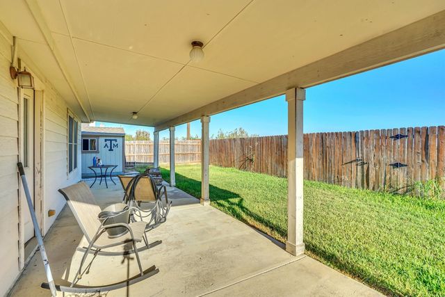 102 Running Deer Lane, Waxahachie, TX 75165
