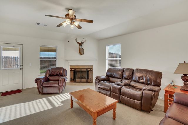 102 Running Deer Lane, Waxahachie, TX 75165