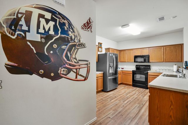 102 Running Deer Lane, Waxahachie, TX 75165