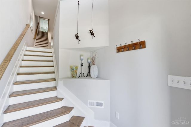 3651 Brotherton Road, Cincinnati, OH 45209